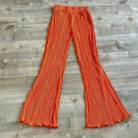 Showpo Beca Plisse Pants Flared Pleated Bright Orange Sz 4 - Picture 3 of 7